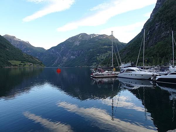 北歐三國之旅--挪威蓋朗格(Geiranger)小鎮美景如畫
