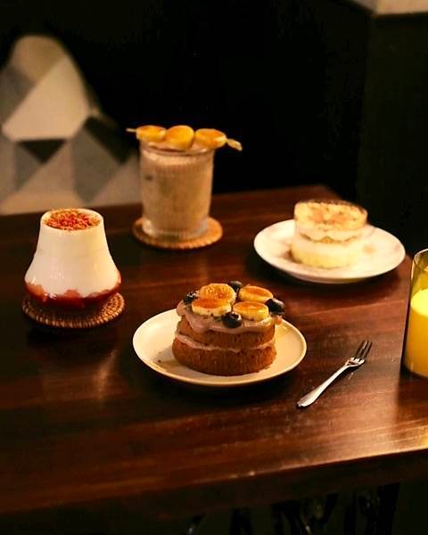台南深夜甜點，亦室The Dining Hall，一週只開三