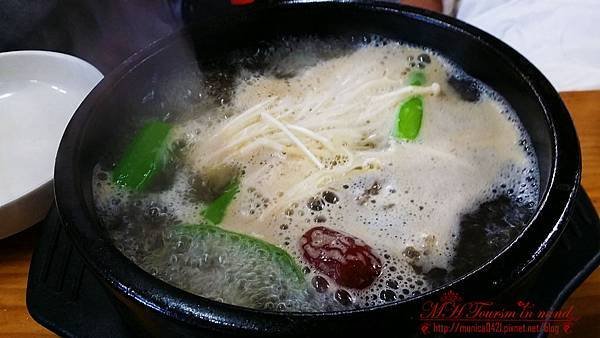 新村土豆豬骨湯