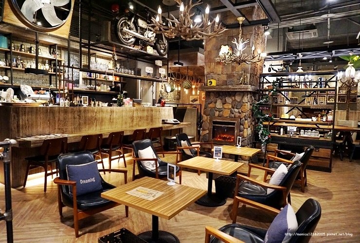 【卡菲。小食光 咖啡館-河堤店】-5-5