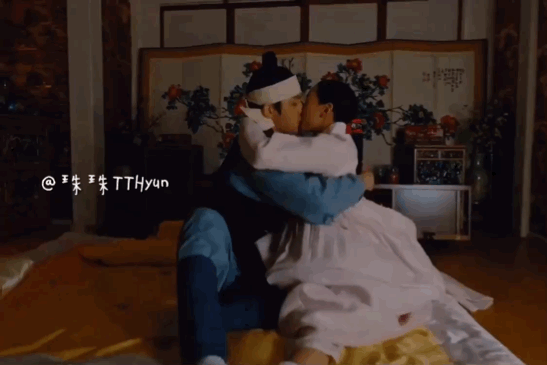 8ad0e32cgy1gmianfww28g20f70a5hdu.gif