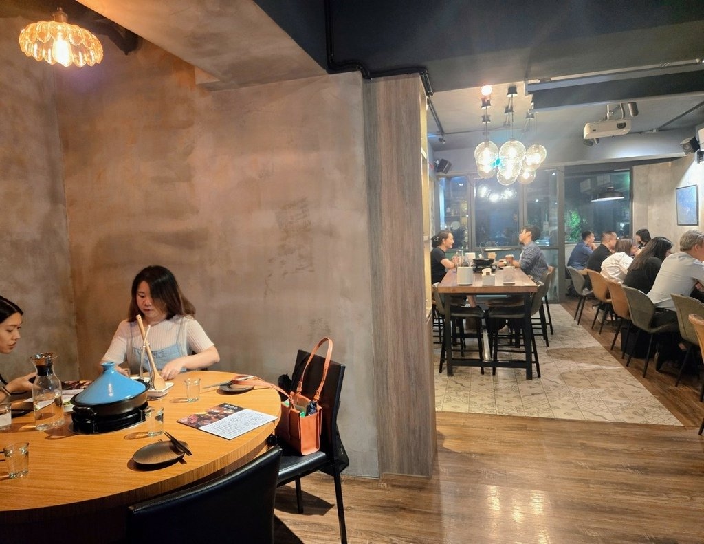 ♥【台北。大安】仨弄砂鍋煲 1鍋2吃乾鍋變火鍋X熱炒X餐酒館