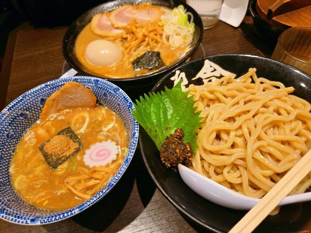 ♥【日本。東京】六厘舍上野店 沾麵界的傳奇x生七味粉沾麵x特