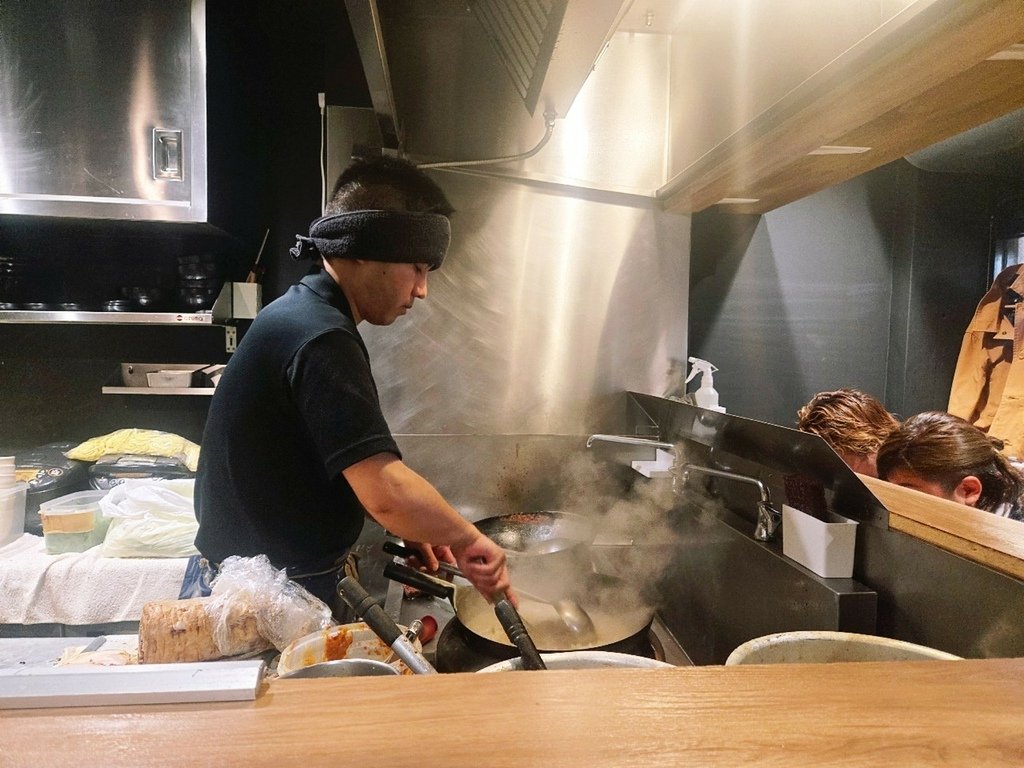 ♥【日本。東京】麺処花田上野店x現點現炒蔬菜x超濃郁(辛)味