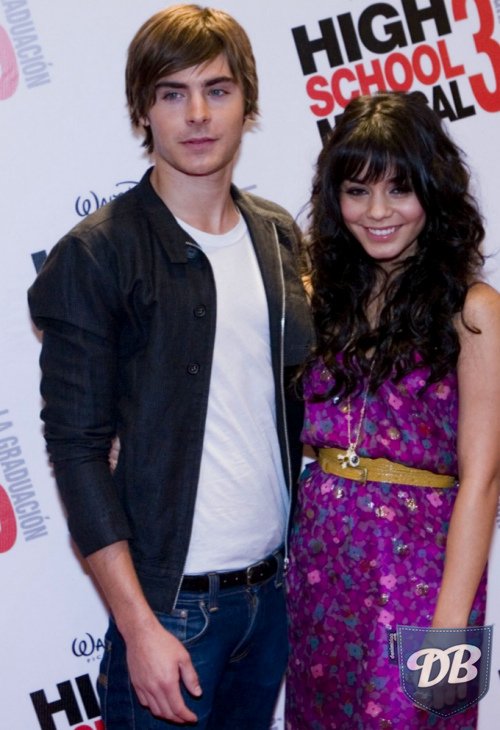 zac-efron-nudie-jeans-high-school-musical-3-1-jj-vanessa-hudgens.jpg