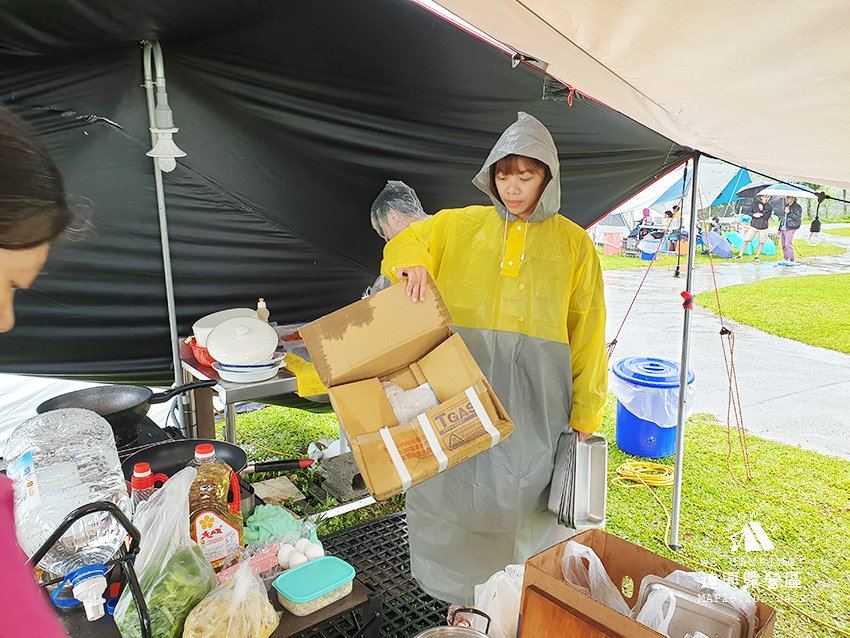 mbow29camping08.jpg