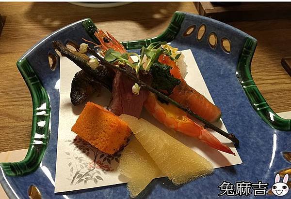 佳留萱吃 (3).jpg