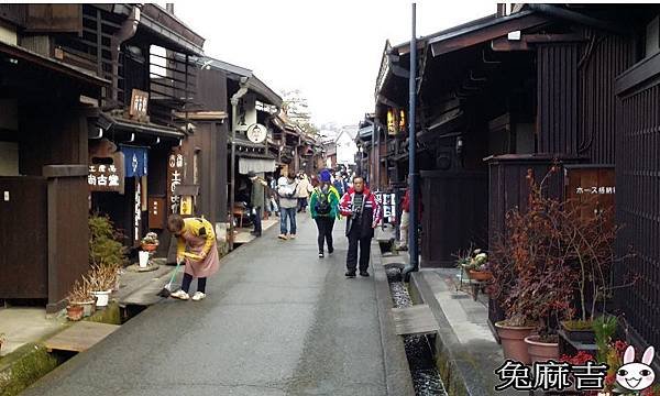 高山陣屋 (3).jpg