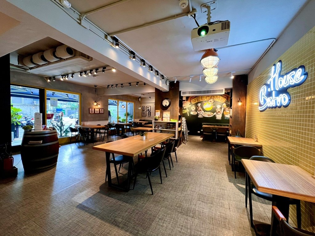 LINE_ALBUM_好適_221014_24.jpg