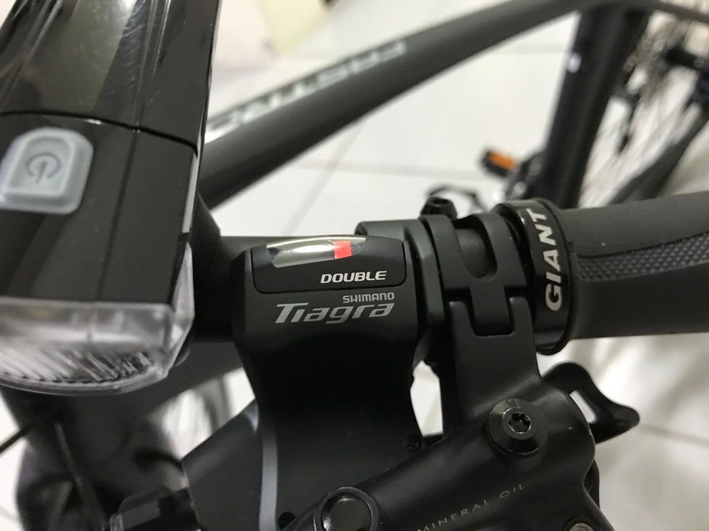 捷安特 FASTROAD ADVANCED 2 平把公路車-Shimano Tiagra