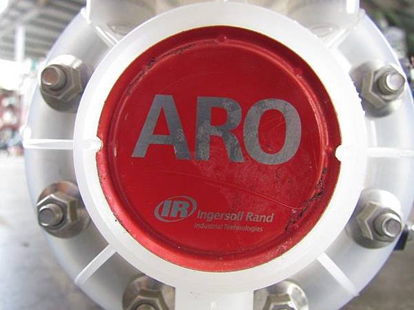 ARO PUMP氣動隔膜泵浦,口徑4分 (3).JPG