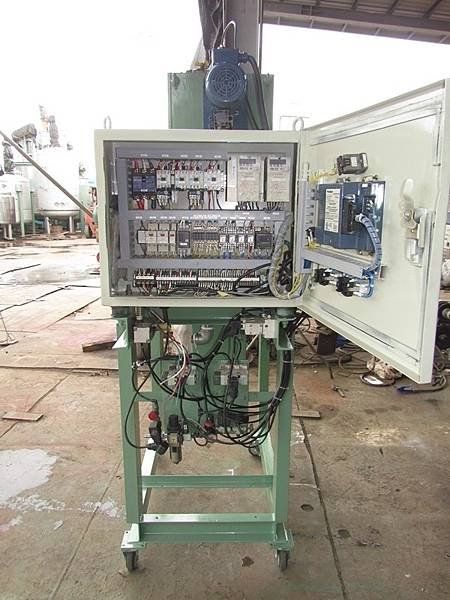 全自動型遠心分離機,固液分離,SC型,馬力2.2KW + 0.2KW,日本進株式会社アメロイド日本サービス社 (4).JPG