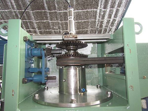 全自動型遠心分離機,固液分離,SC型,馬力2.2KW + 0.2KW,日本進株式会社アメロイド日本サービス社 (8).JPG
