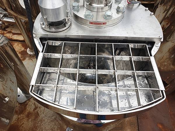 高速乳化分散機,容量63L,桶身雙層,日本進明治乳業SILVERSON Ultramix Mixers (3).jpg