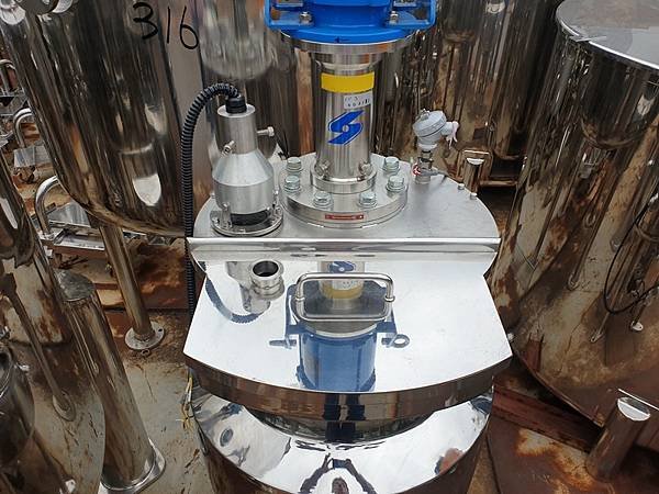 高速乳化分散機,容量63L,桶身雙層,日本進明治乳業SILVERSON Ultramix Mixers (2).jpg