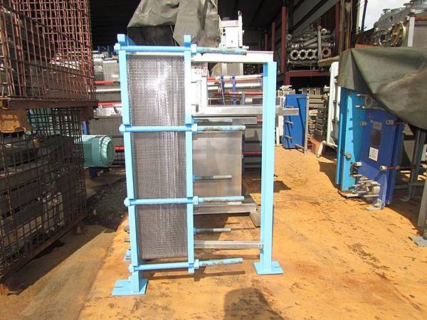 板片熱交換器,冷卻器,傳熱面積15米平方,型式UX-115-NP-77,日本進 HISAKA日阪製作所