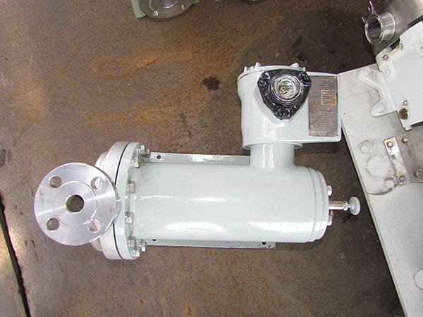 無軸封防爆幫浦,每分鐘30L,揚程25米,馬力2.2KW,口徑1.5吋 x 1吋,型式F61-216F2BM-0204SS1-AV,電壓220V,日本進帝國TEIKOKU MOTOR PUMP