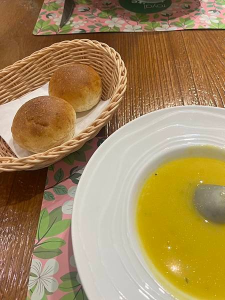 中價位餐廳 老爺。小花園  CP值卻高的嚇人