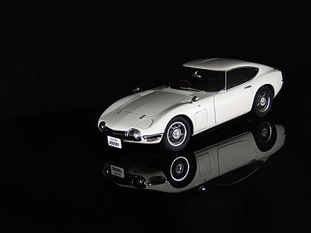 TOYOTA 2000GT