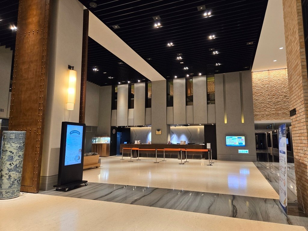 嘉義住宿║長榮文苑酒店║文苑套房 (9M寶寶入住) 順遊咩咩