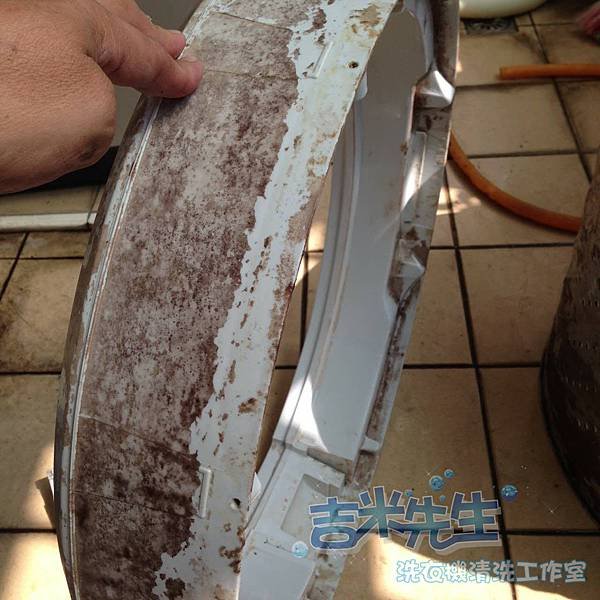 高雄洗衣機清洗-吉米先生洗衣機清洗工作室_09.jpg
