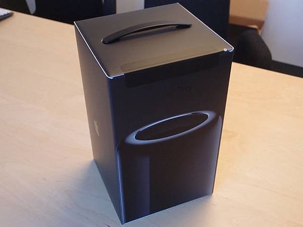 344743-mac-in-the-box