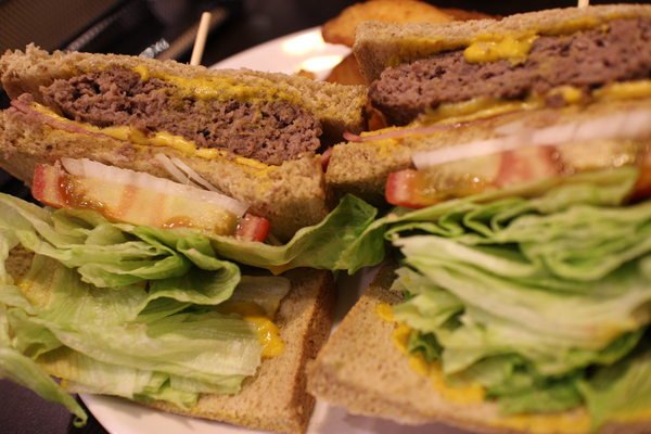 Cozy Diner  可里小餐館：{高雄}口碑卷NO.50!~Cozy Diner 可里小餐館：全天候供應現點現做，美式復古風早午餐