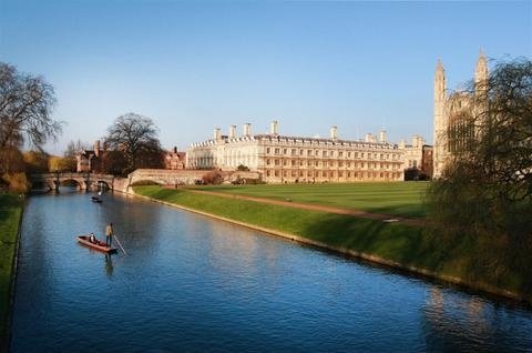 Punting-Tours-Cambridge1.jpg