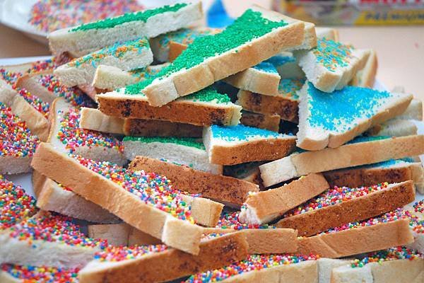 1280px-Fairy_Bread.jpg