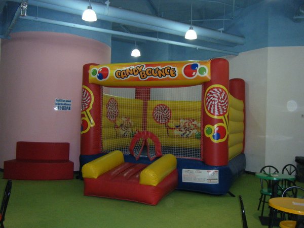 2009_0909playtown0030.JPG