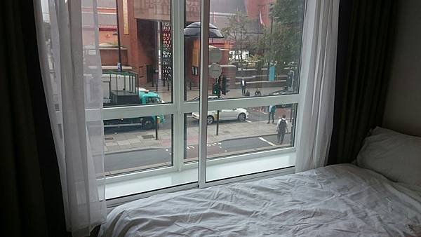 premier inn 1.jpg