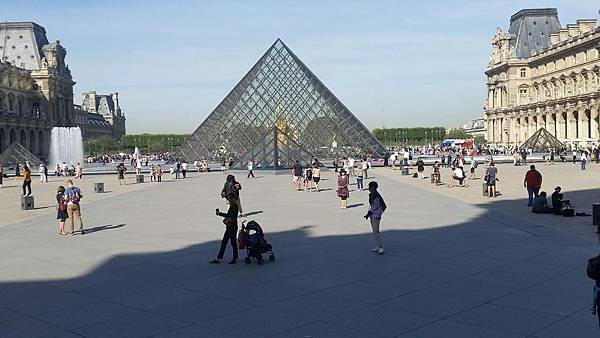 Louvre peter_190314_0014