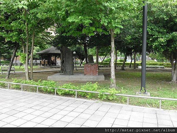 文山區公所旁的公園