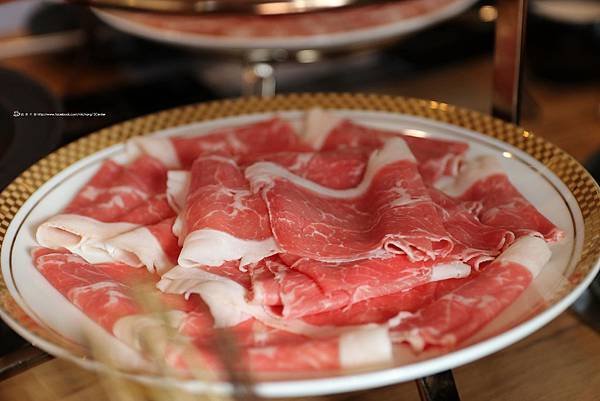 嗑肉石鍋_23.JPG