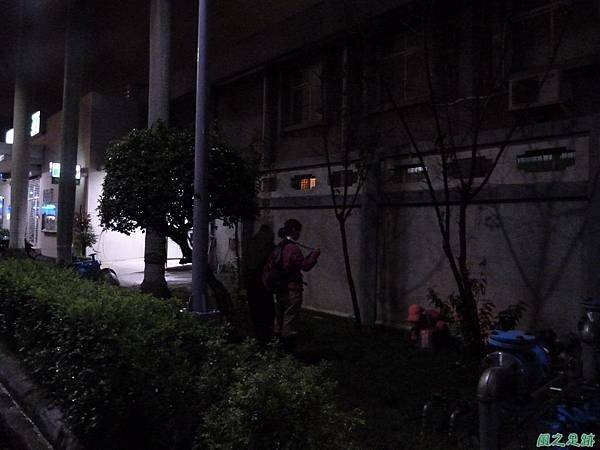 潭子水準點20131103 0 (15).JPG
