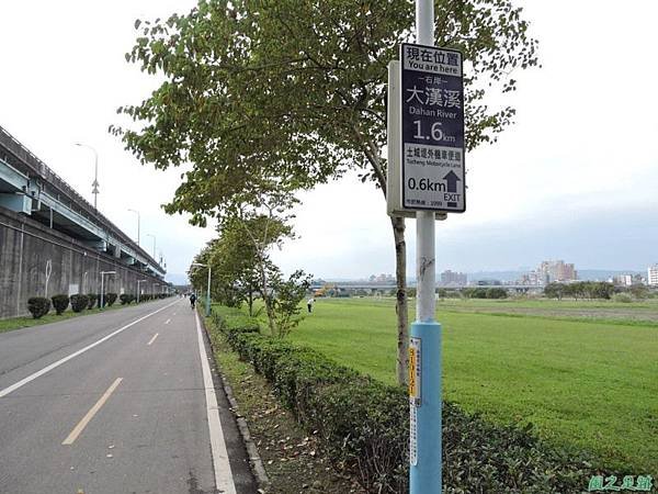 新北河濱車道20141220(27)