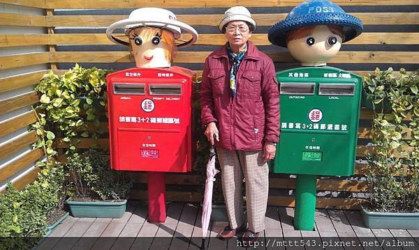 媽媽。三人行.jpg