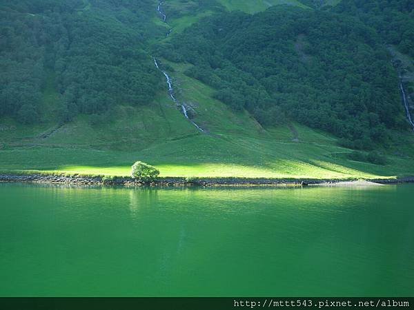 挪威。松內峽灣 (21).JPG