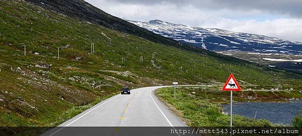 蓋倫格峽灣(Geirangerfjord )→里耳哈默Lillehammer沿途風光 (7).jpg