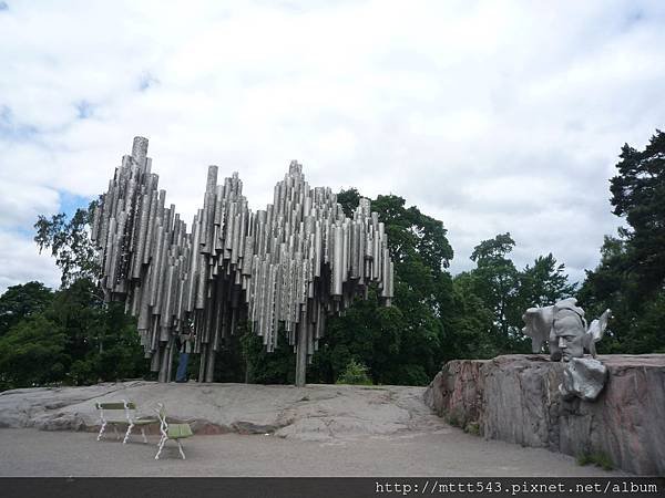 芬蘭～紀念芬蘭偉大音樂家西貝流紀念公園 (4).JPG