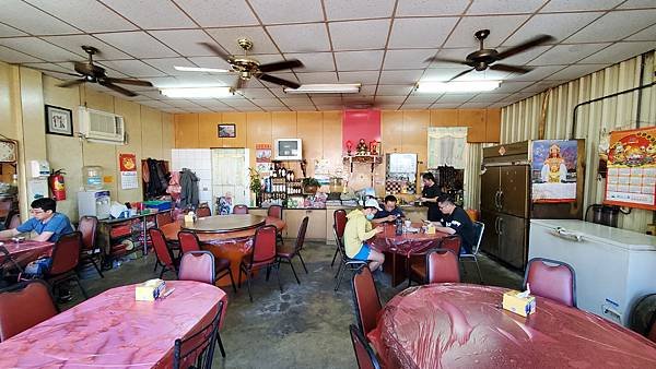 🍜苗栗竹南最本土感合菜餐廳推薦「阿文的店」外地人平價快炒首選