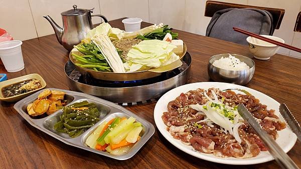 【板橋韓式料理】巷內家庭式台味的韓式美食銅盤烤肉「韓香亭」