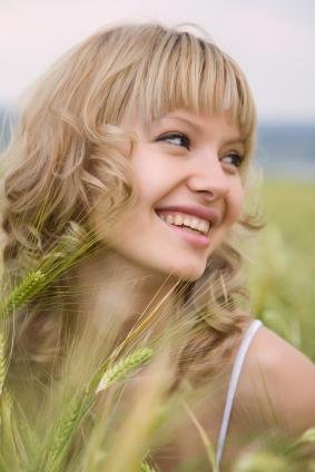 curly hair romantic ringlets with bangs