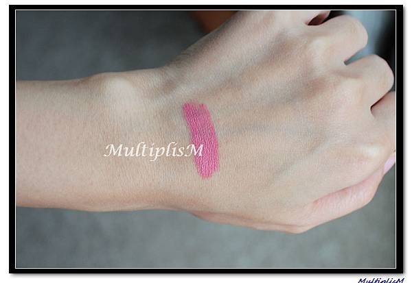 Tom ford matte lipstick pink tease swatch.jpg