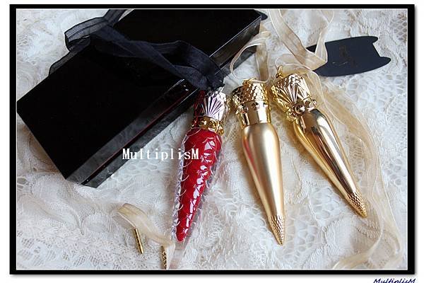 christian louboutin Lip.jpg