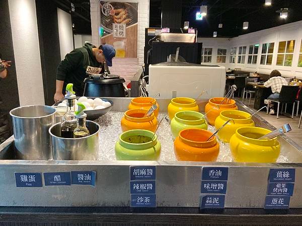 高雄燒烤推薦｜好客燒烤｜A5和牛、帝王蟹、生蠔、嘉士伯啤酒、