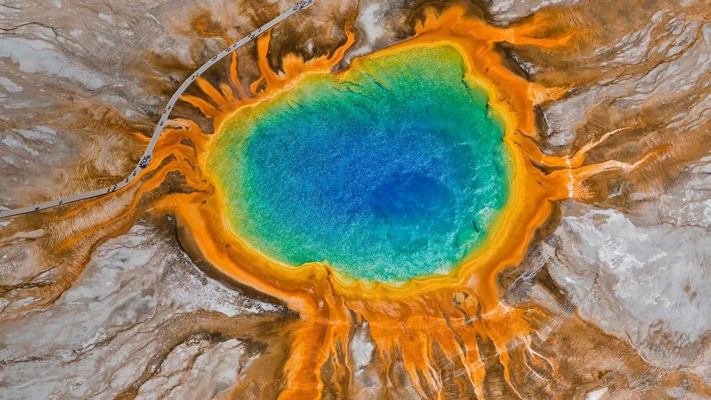 美國黃石國家公園Grand Prismatic Spring2.jpg