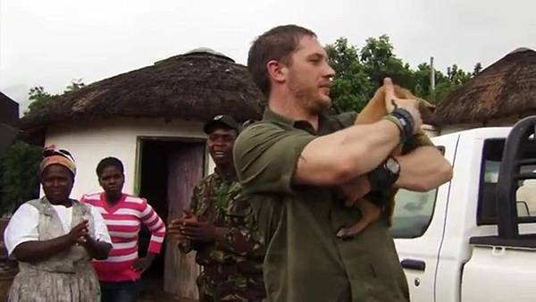 Poaching Wars With Tom Hardy Ep 1.flv_001917.212