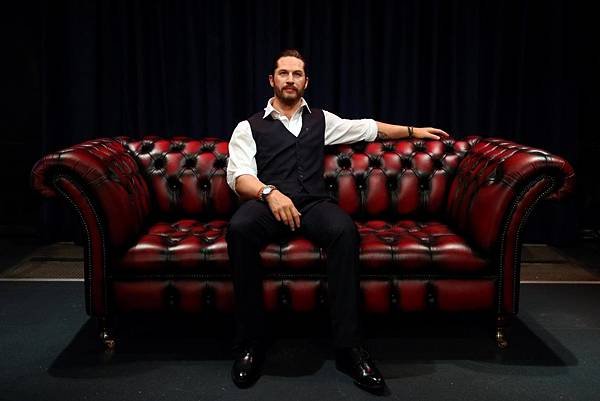 tomhardywaxwork0802c