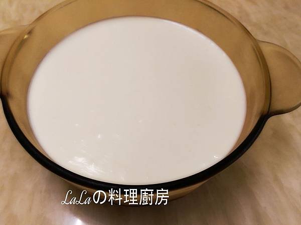 2015-09-03 乳酪起司冰淇淋蛋糕6